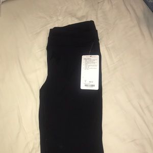 Lululemon Astro Pant (New with tags) size 6 long